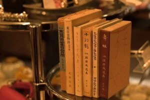 【一般常識クイズ】結構分かるはず！？国語・文学編